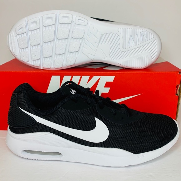 WMNS Nike Air Max Oketo - Picture 2 of 8